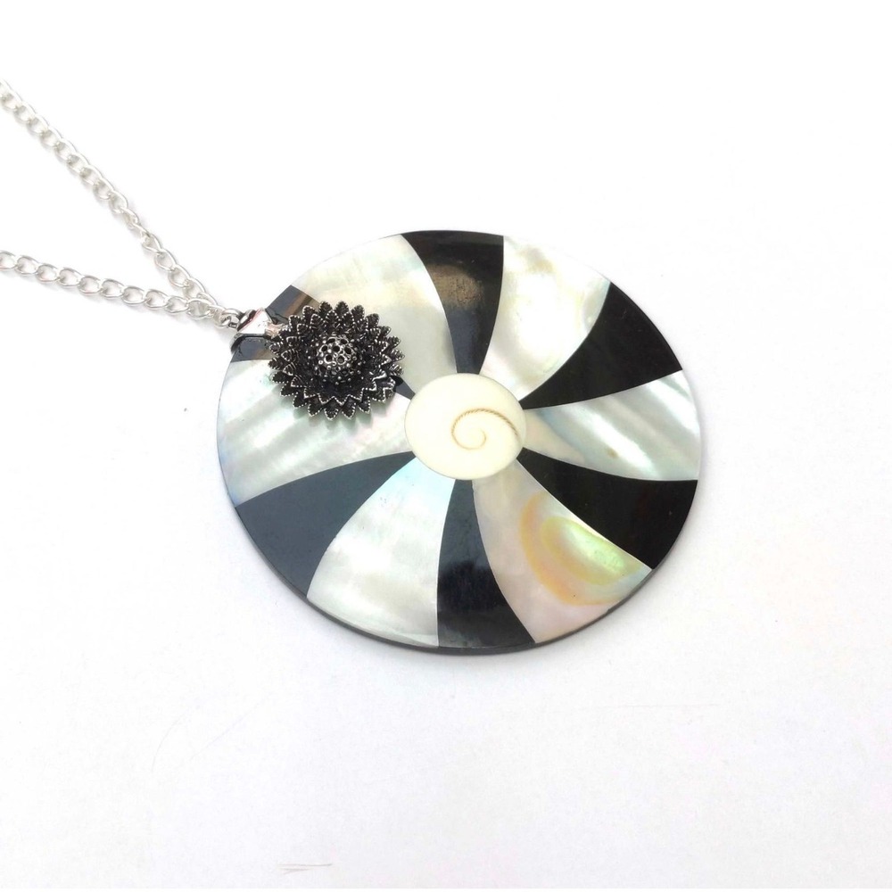 ✨🖤‎ Ocean Hypnosis Abalone Statement Necklace 🤍✨